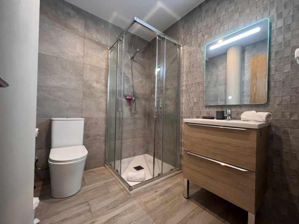 Casa Mas Ambros Con Piscina Desbordante Villa Калондж Екстериор снимка
