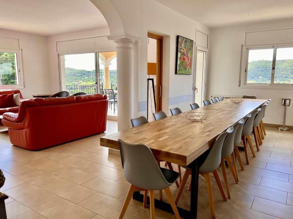 Casa Mas Ambros Con Piscina Desbordante Villa Калондж Екстериор снимка
