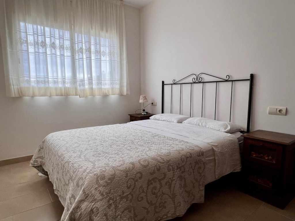 Casa Mas Ambros Con Piscina Desbordante Villa Калондж Екстериор снимка