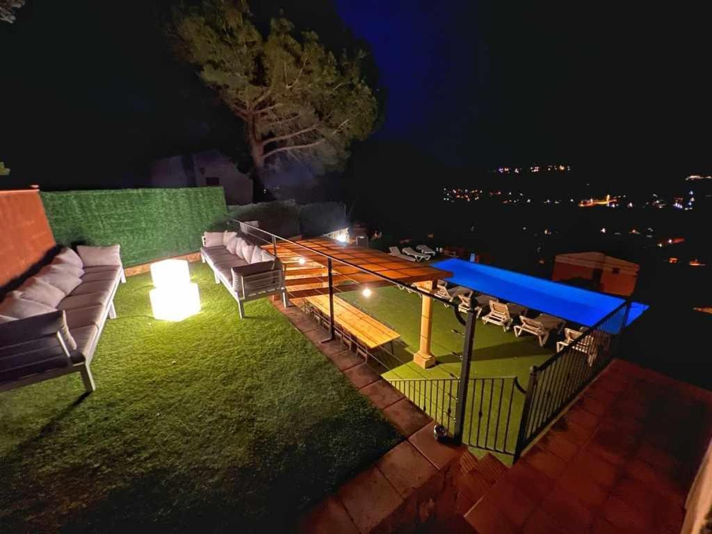 Casa Mas Ambros Con Piscina Desbordante Villa Калондж Екстериор снимка